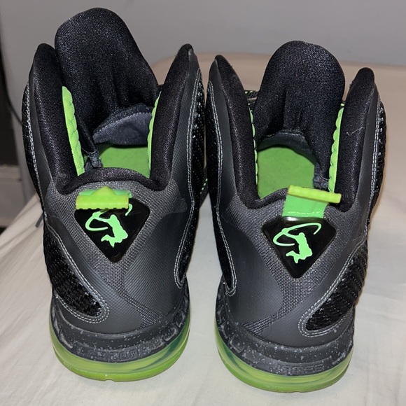 LeBron 9 dunk mans 10/10 condition worn one best price you will find RARE - Picture 3 of 7
